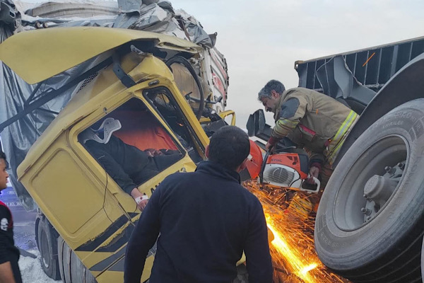 Sarıseki’de Trafik Kazası: İki Tır Çarpıştı